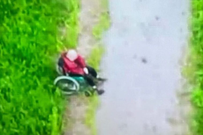 Аэроразведка обнаружила в Волчанске погибшего человека с инвалидностью (видео)