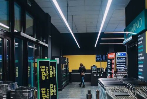 В центре Харькова открылся продуктовый супермаркет