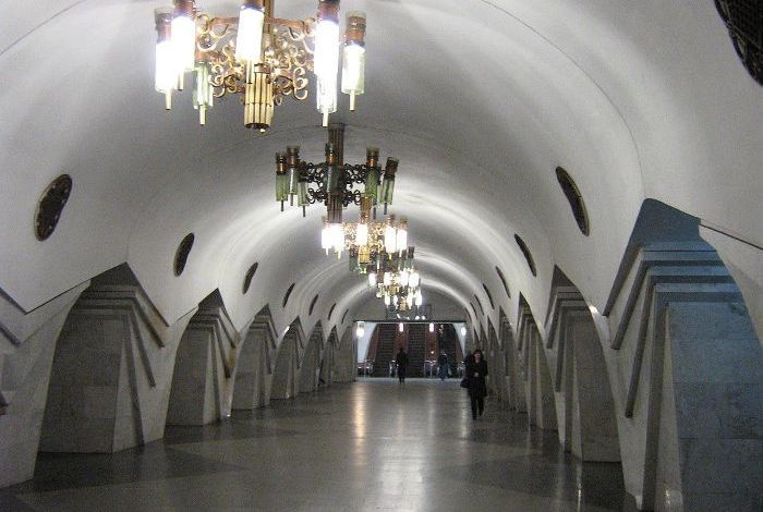 В Харькове переименуют 2 станции метро и около 370 улиц (список новых названий)