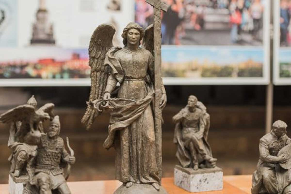 Памятник на площади: суд признал конкурс незаконным