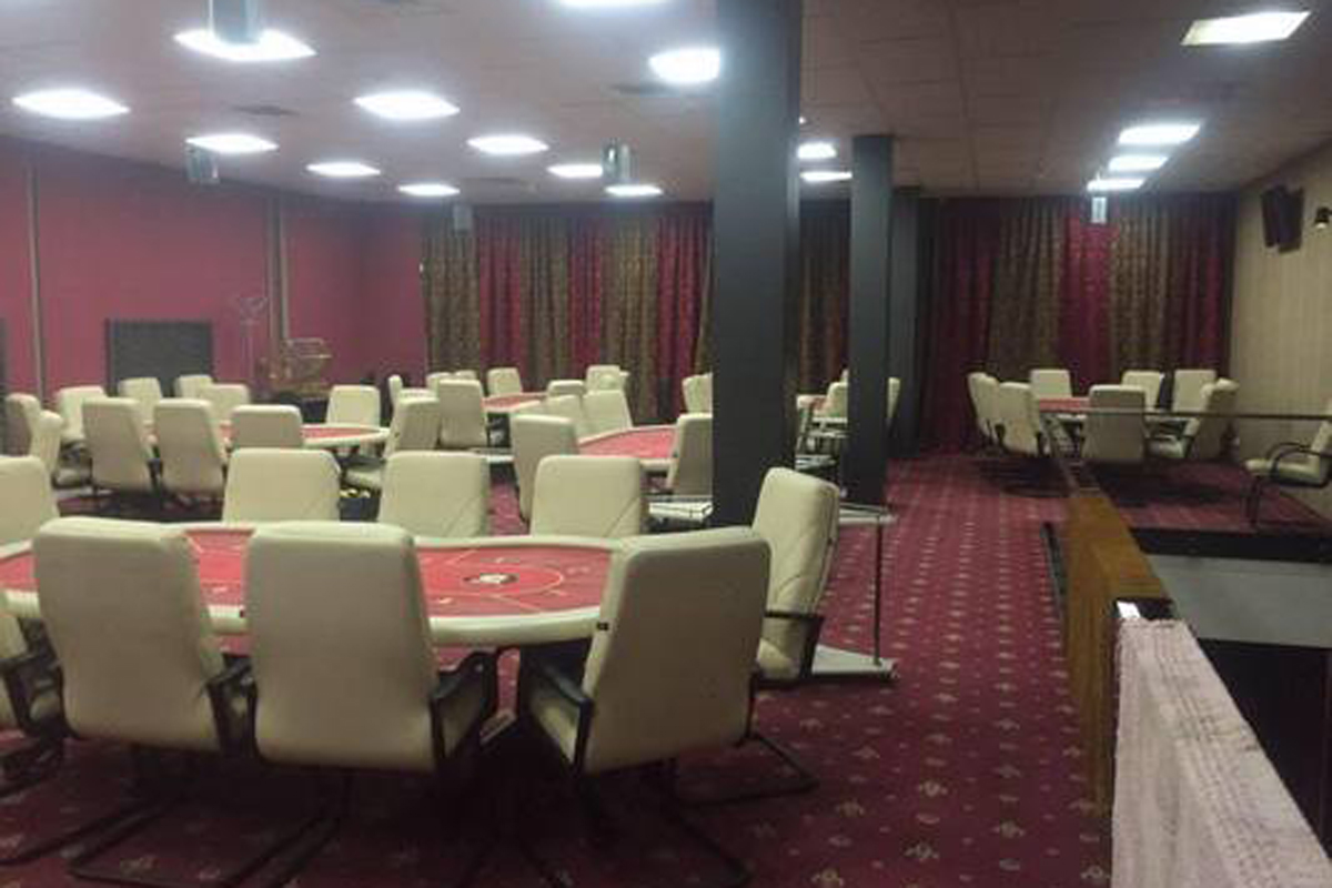 На Салтовке закрыли подпольный покерный клуб (фото)