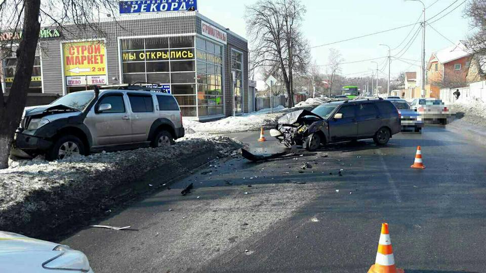 Авария на поселке Жуковского: есть пострадавшие (фото)