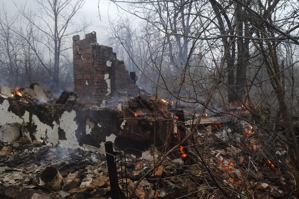 Под Харьковом сгорело два жилых дома (фото)
