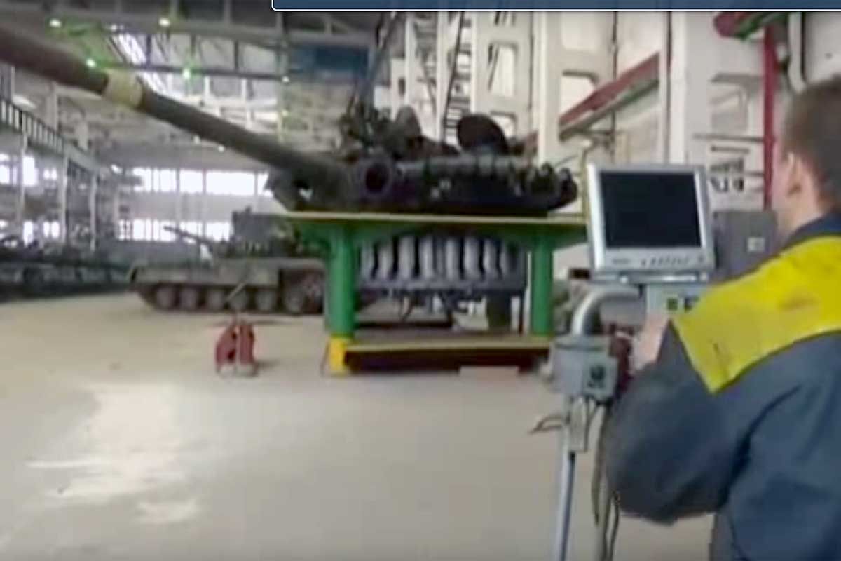 В Харькове создали безлюдный танк (видео)