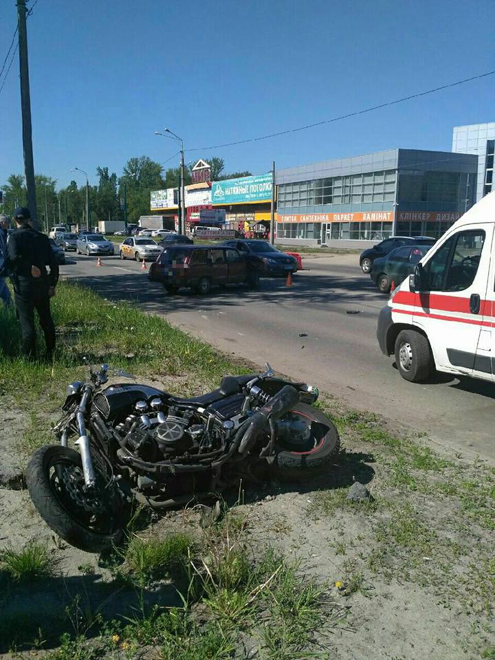 На Шевченко мотоцикл сбил ВАЗ (фото)