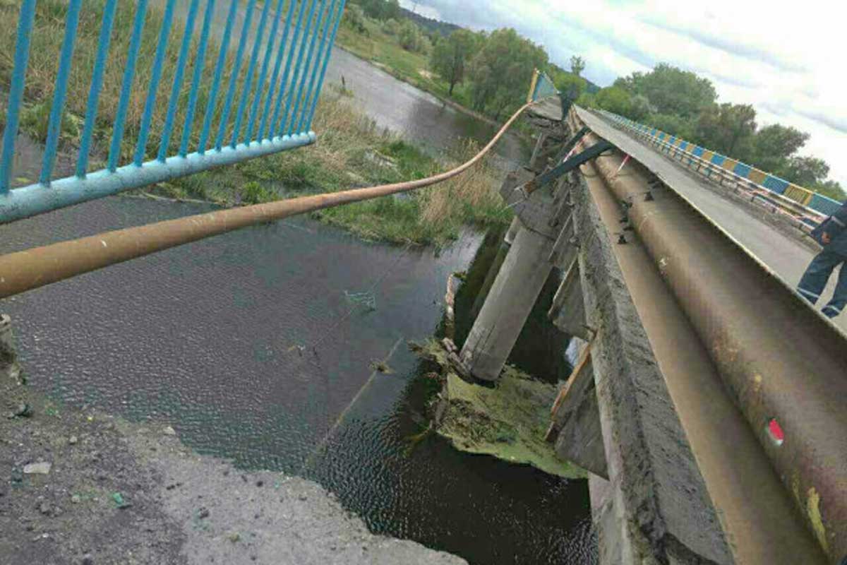 Под Харьковом рухнул мост