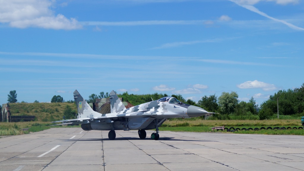 Харьковские курсанты совершили вылет на МиГ-29 (фото)