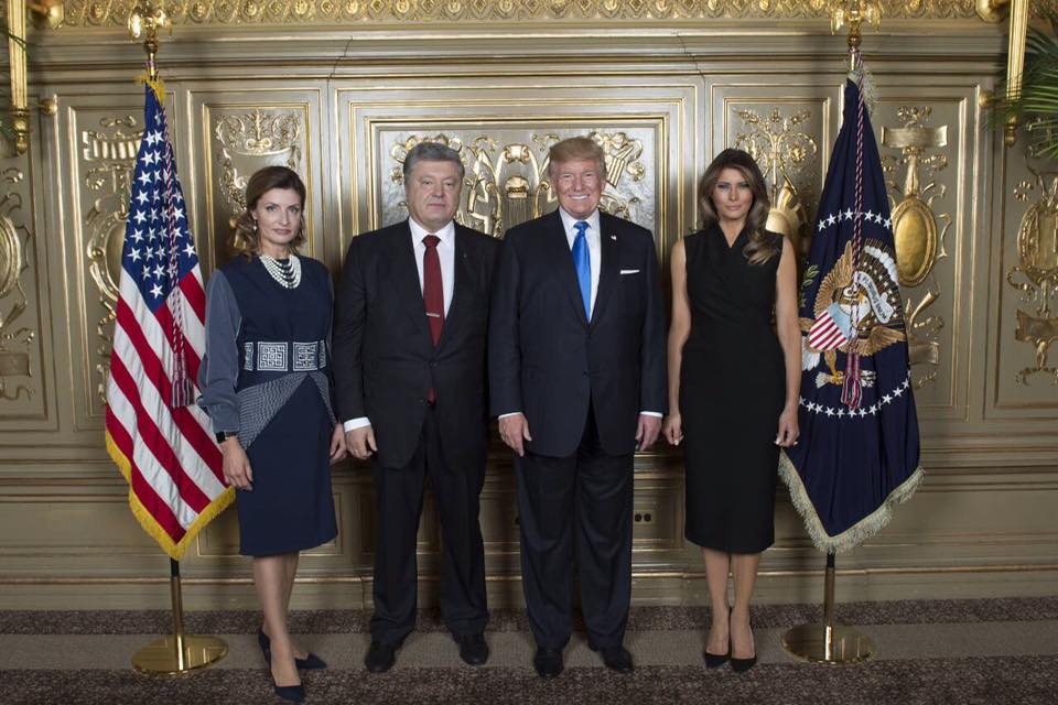 Марина Порошенко надела платье харьковского дизайнера на встречу с Трампами (фото)