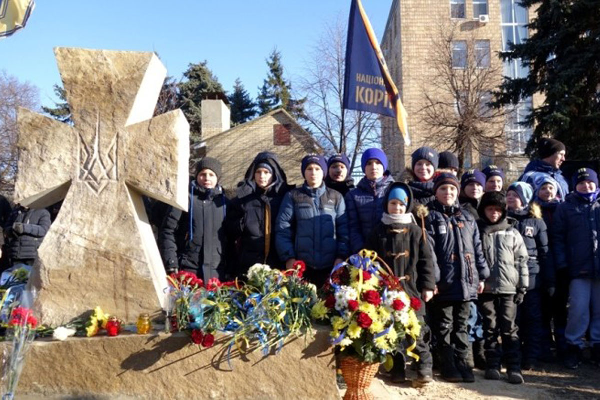 Под Харьковом установили новый памятник (фото, видео)