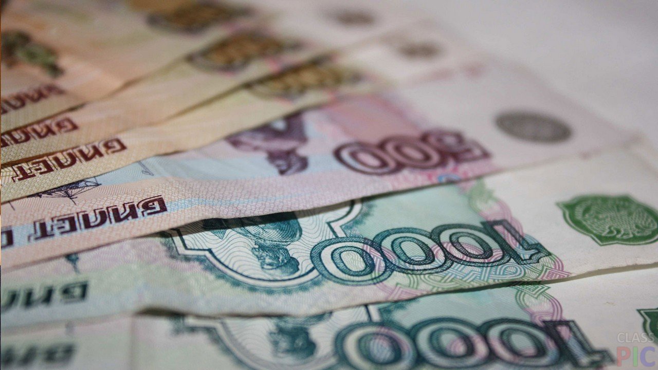 В Харькове пьяный водитель пытался дать взятку российскими рублями