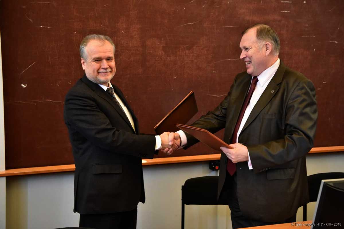 Харьковский вуз подписал договор с научным центром