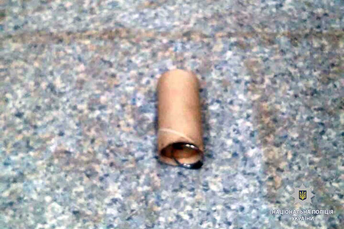 В метро нашли гранату с чекой (фото)