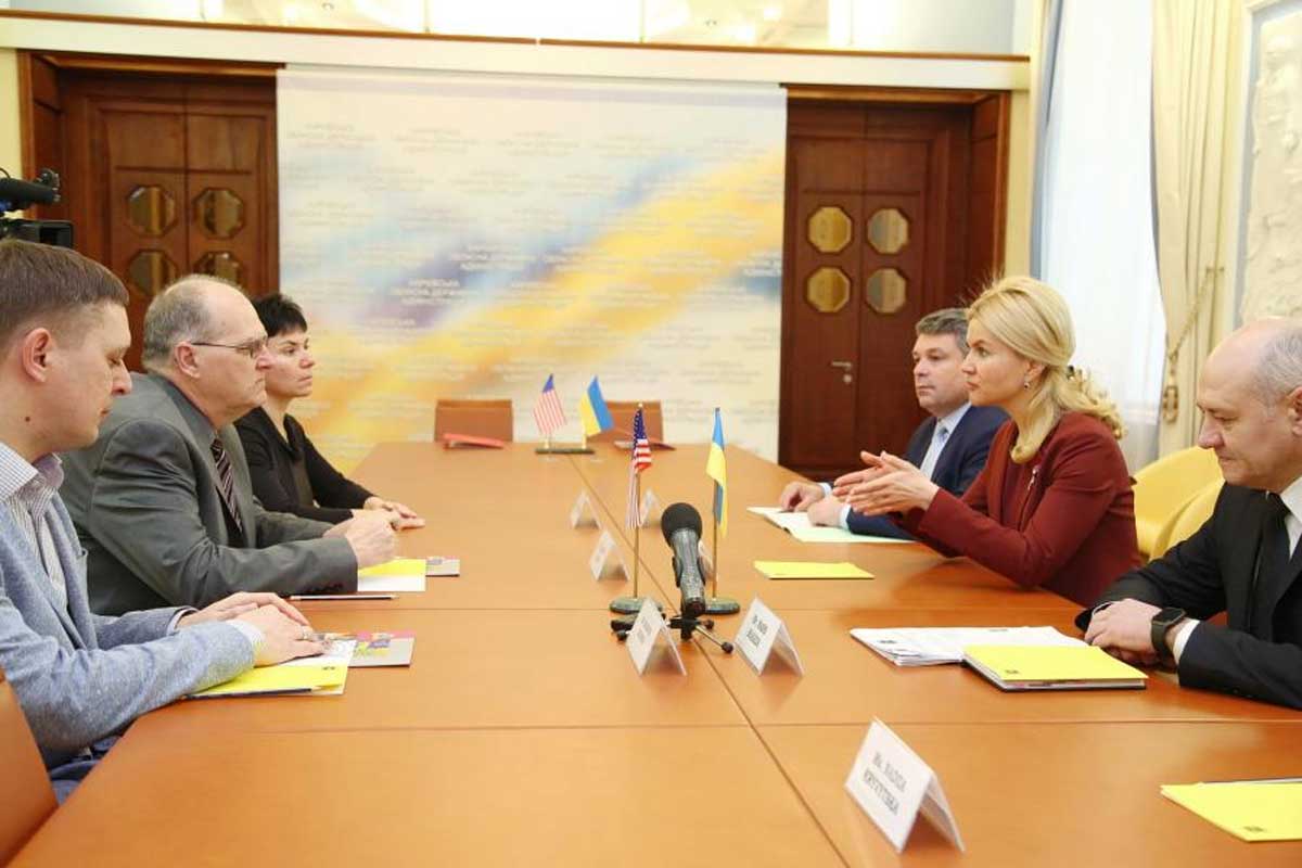 США заинтересованы в поддержке децентрализации в Харьковской области - Светличная