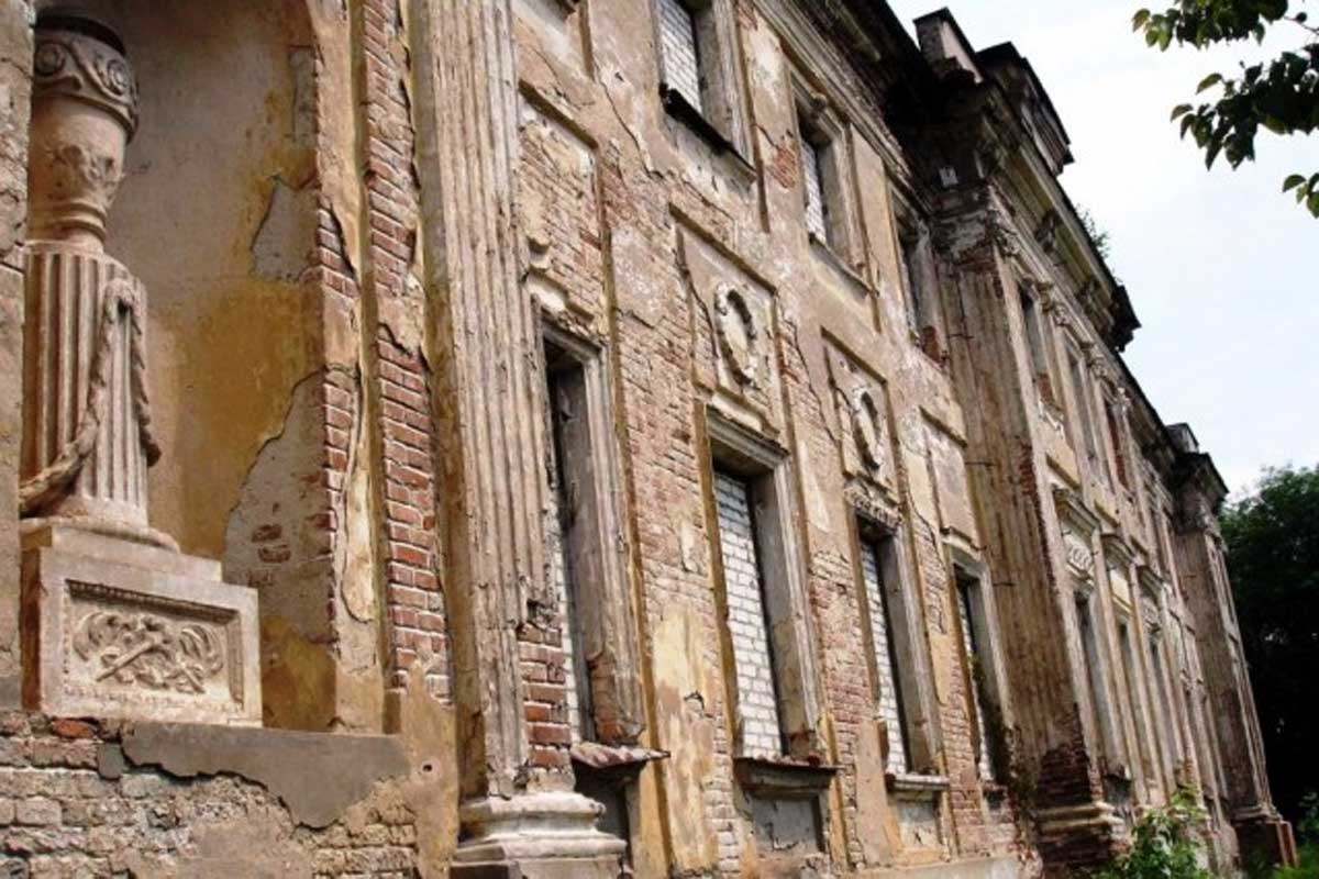 В Харьковской области планируют восстановить древние строения