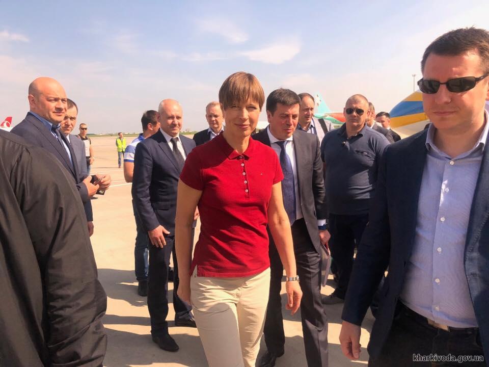 В Харьков прилетела президент Эстонии (фото)