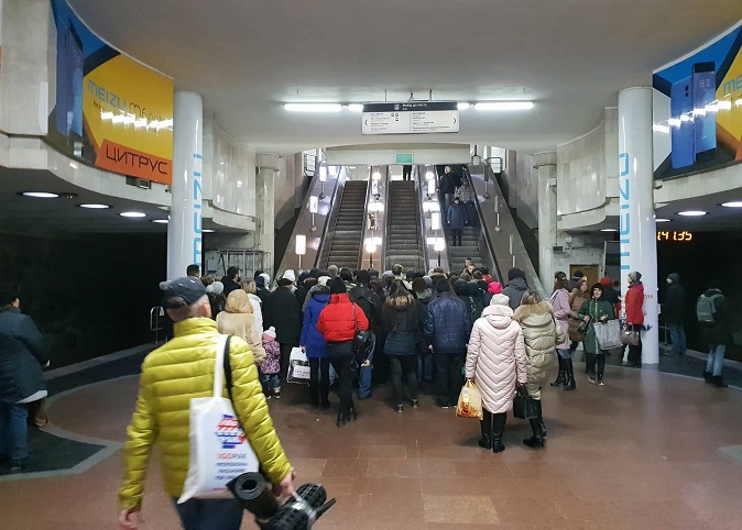 В метро - сбой в работе эскалатора