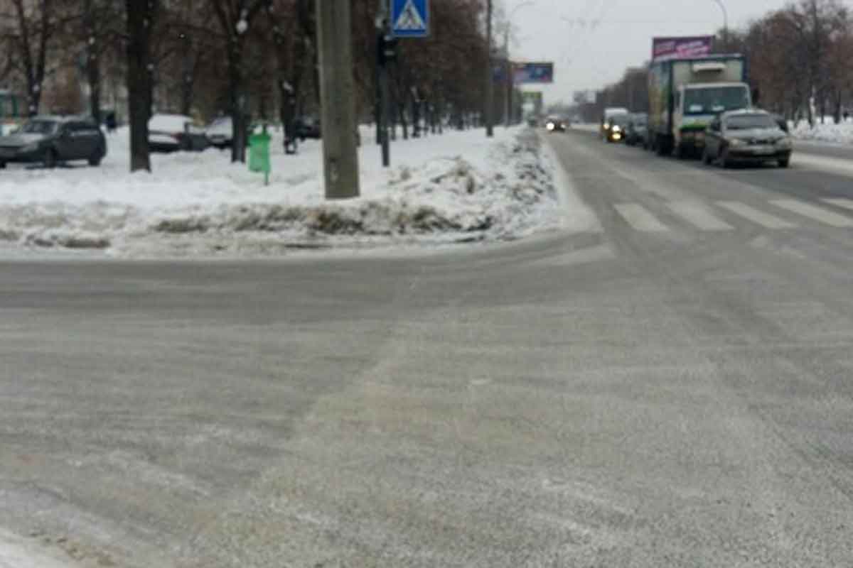 В Харькове такси сбило пешехода (фото)