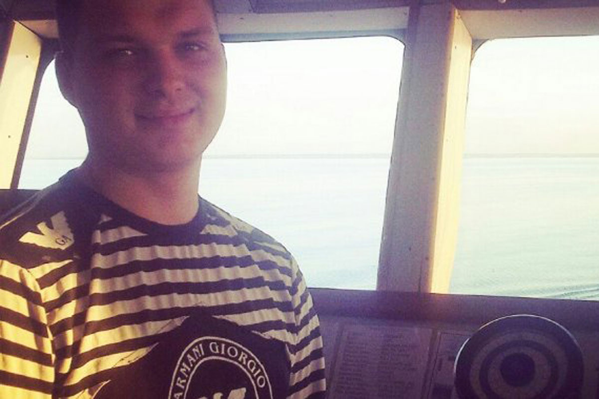 В Харьков доставили тело погибшего моряка