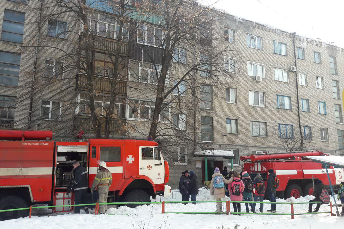 Под Харьковом вспыхнула квартира (фото)