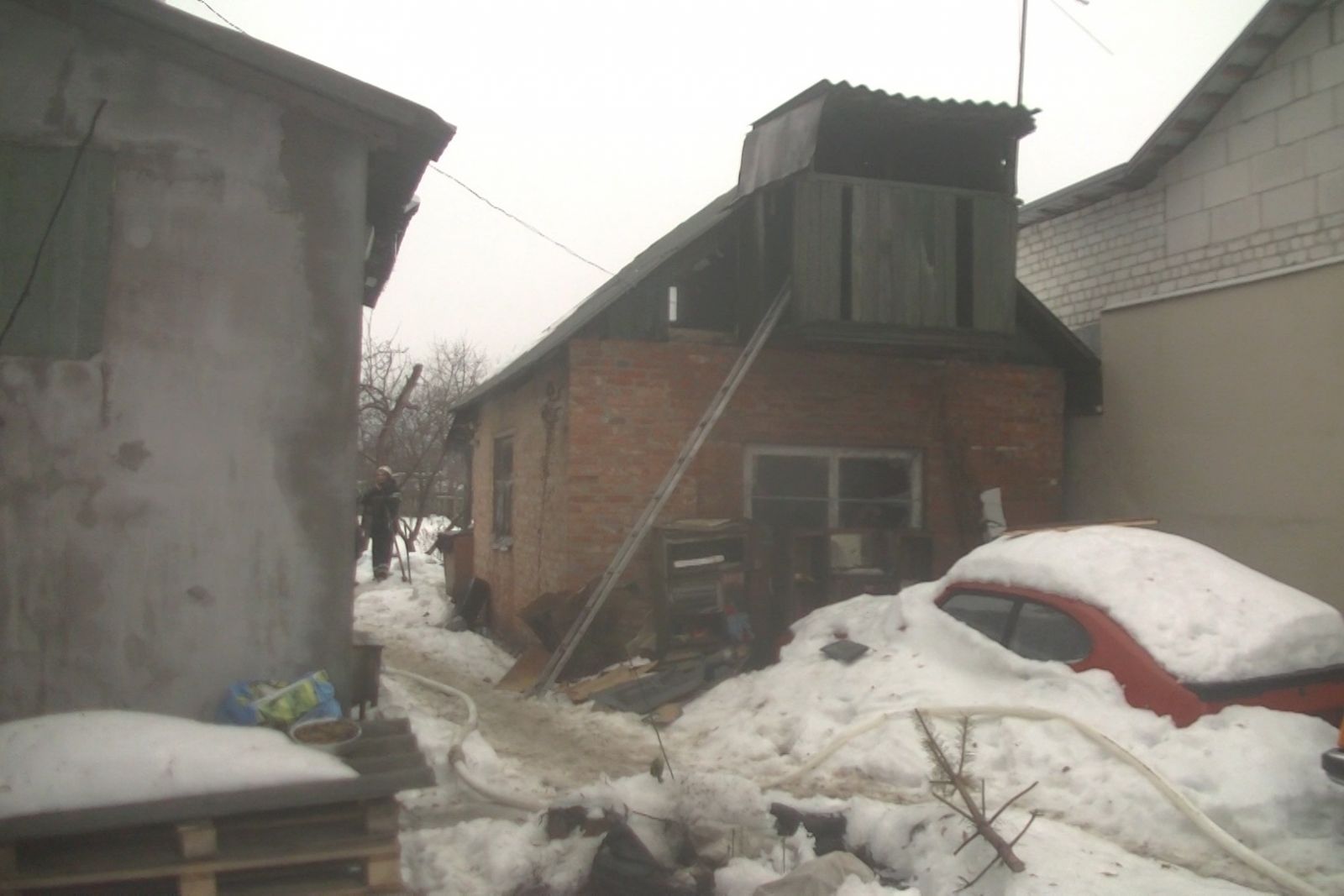 Пожар в частном доме в Харькове: есть жертва