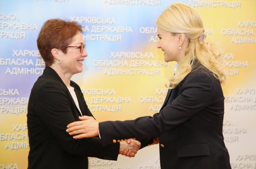 Светличная встретилась с послом США в Украине Йованович