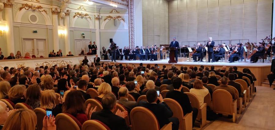 Порошенко и Светличная посетили первый концерт в филармонии (фото)