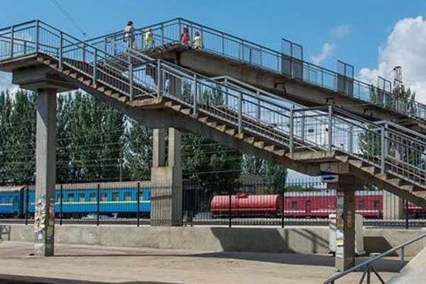 С Донбасса в Харьков пустят дополнительные поезда