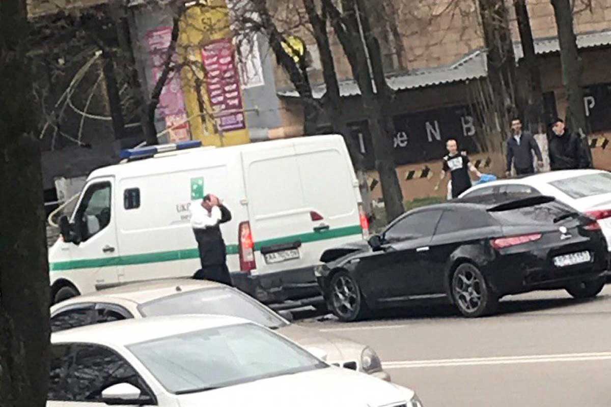 В Харькове инкассаторы попали в ДТП (фото)