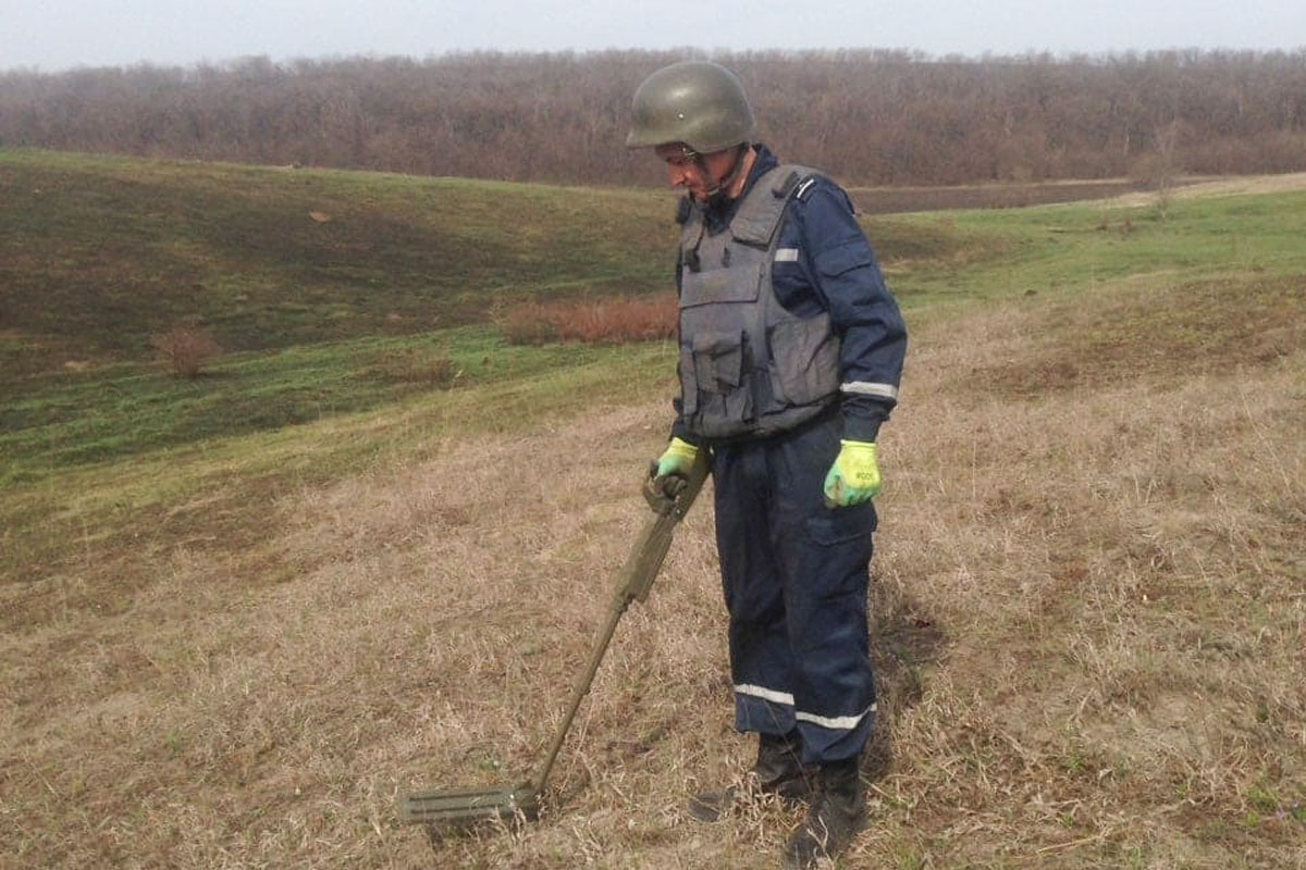 Под Харьковом нашли противотанковую мину