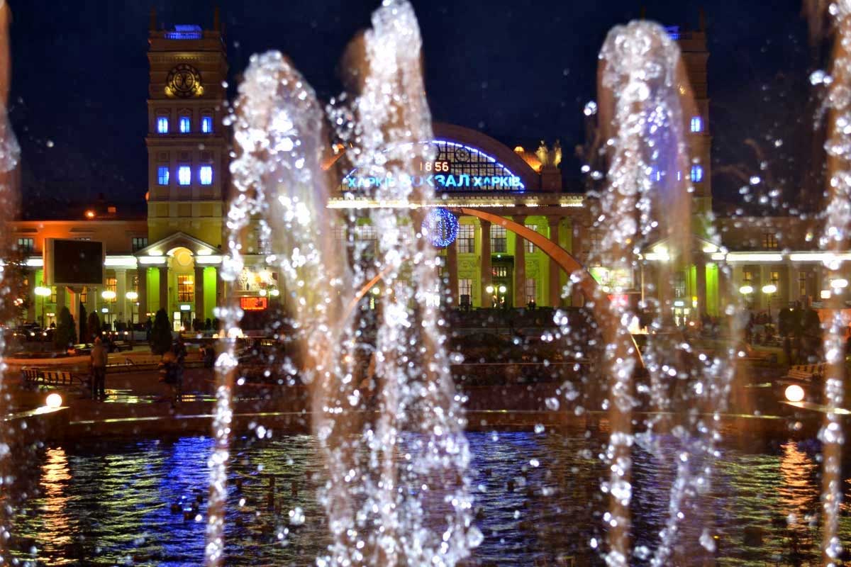 Когда заработает фонтан на Привокзальной площади