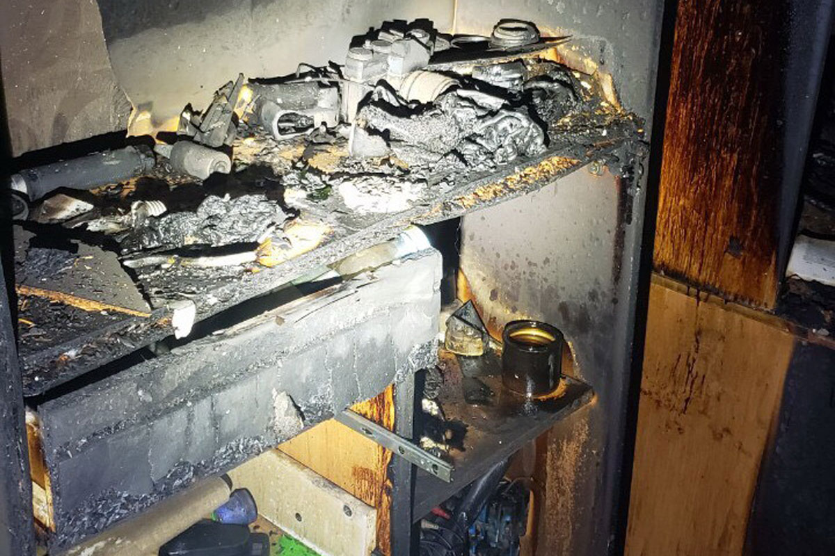 Пожар на Салтовке: жильцов дома эвакуировали (фото)
