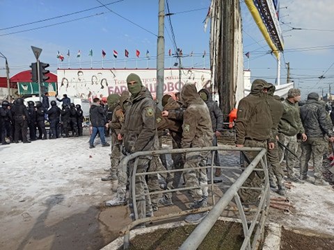 Участникам столкновений на "Барабашово" объявлено подозрение