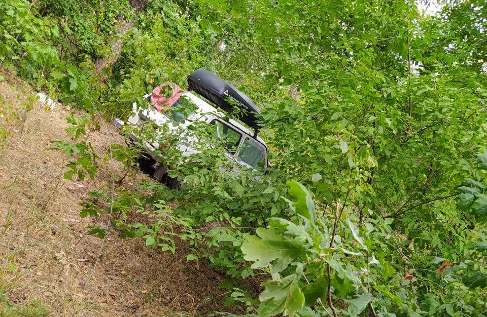 Тело пропавшего харьковчанина нашли в его машине в лесу (фото)
