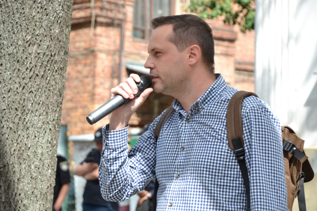 Один из кандидатов отказался от участия в выборах мэра Харькова