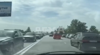 В Песочине - ДТП, на трассе собралась большая пробка (видео)