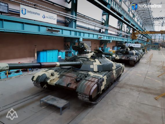 Завод Малышева передал военным танки "Булат"