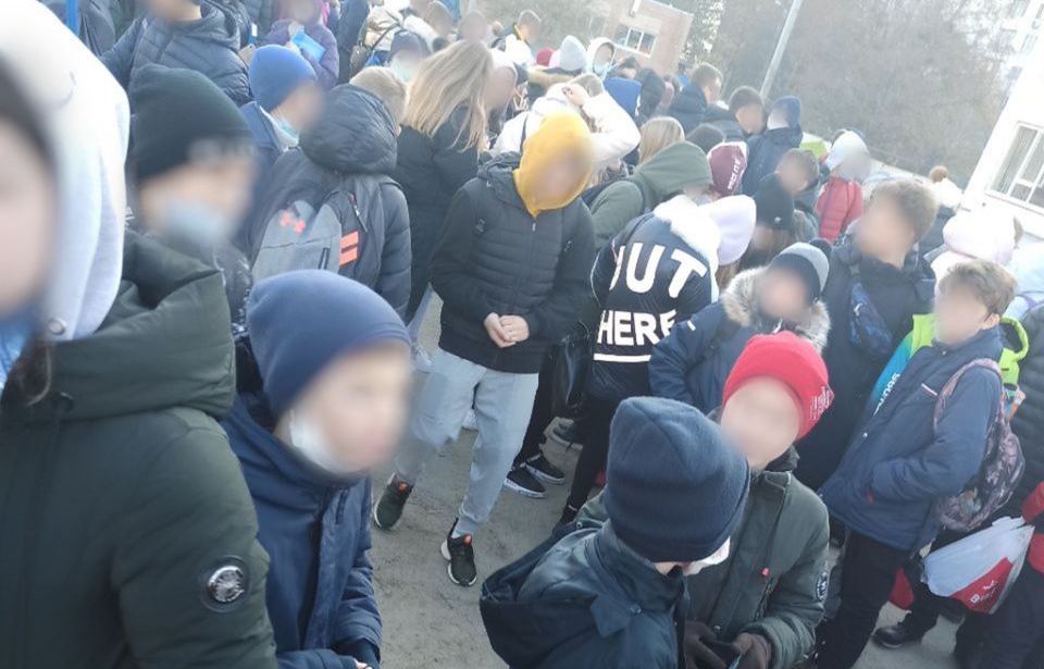В Харькове из школы эвакуировали детей