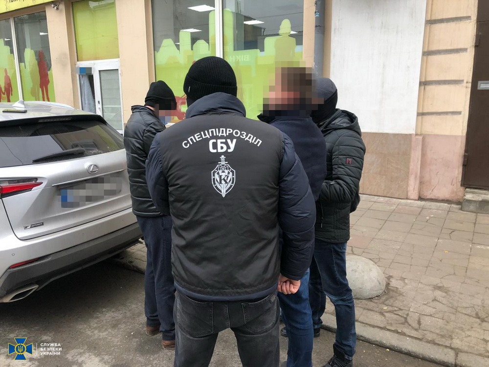В Харькове чиновник, которого уже ловили на взятке, пытался подкупить прокурора