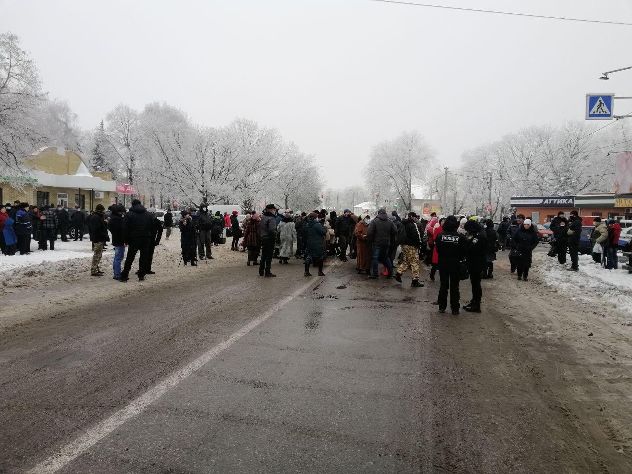 В Харьковской области протестующие перекрыли две государственные трассы