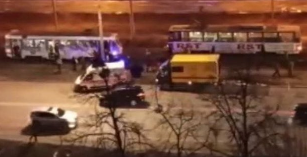В Харькове трамвай сбил человека, пострадавший умер в больнице