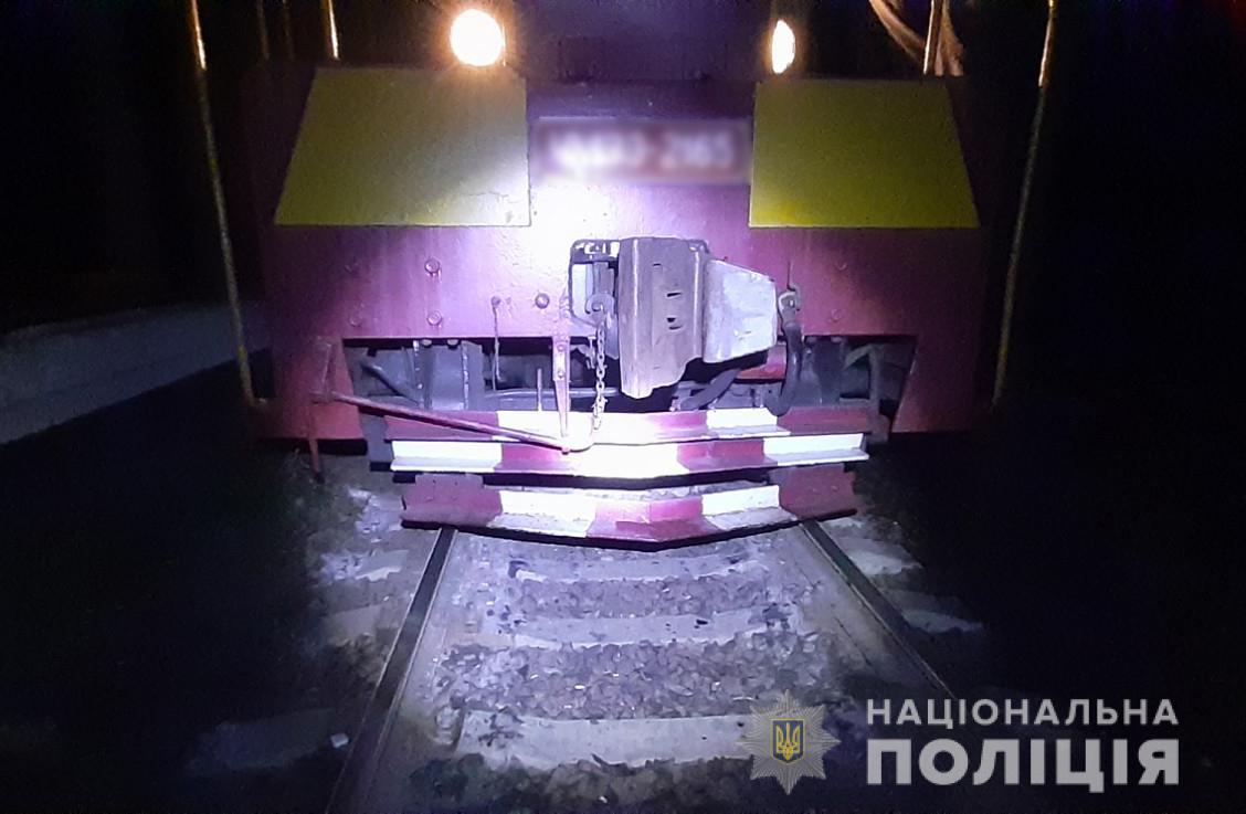Сидел на рельсах. В полиции рассказали подробности инцидента на железной дороге в Харькове