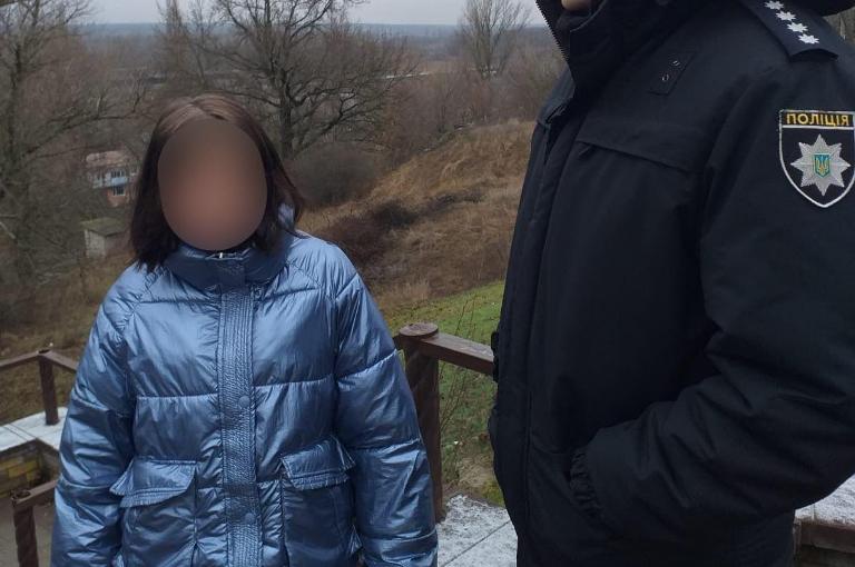Под Харьковом нашли девочку, которая не вернулась домой с прогулки