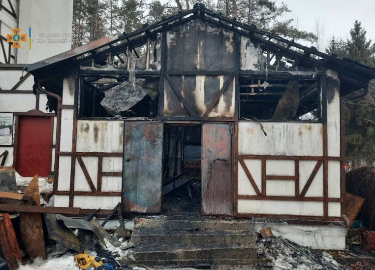 В Харькове - пожар на территории известного ресторана