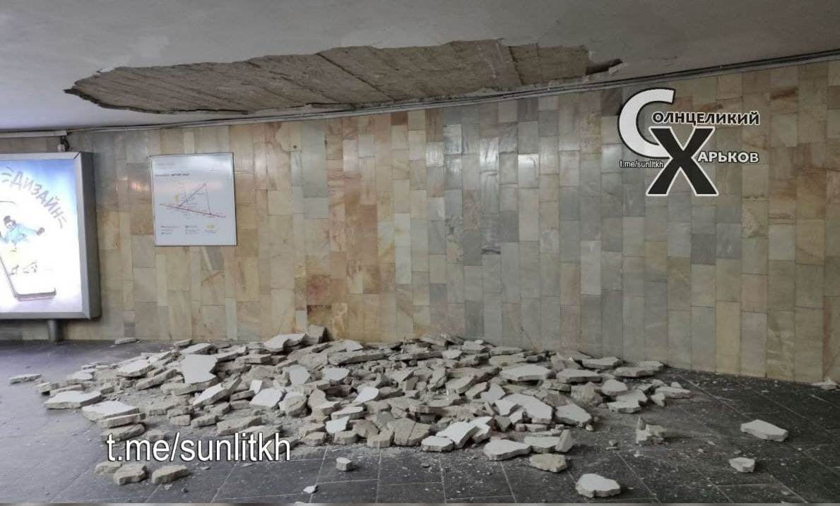 В метро рассказали, связан ли обвал потолка со вчерашним подтоплением
