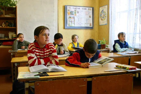 В Харьковской области закрывают школы