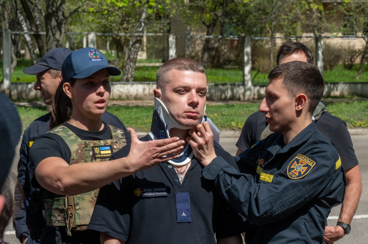Австралийские пожарные дают мастер-класс в Харькове