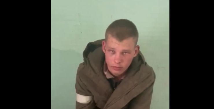 Под Харьковом местный житель прятал российского танкиста, выдавая того за своего сына