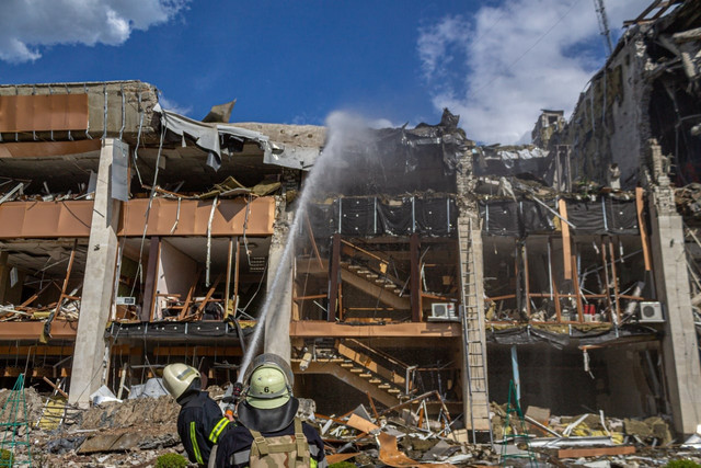 В Лозовой рассказали, сколько домов повреждено после 25 ударов по городу