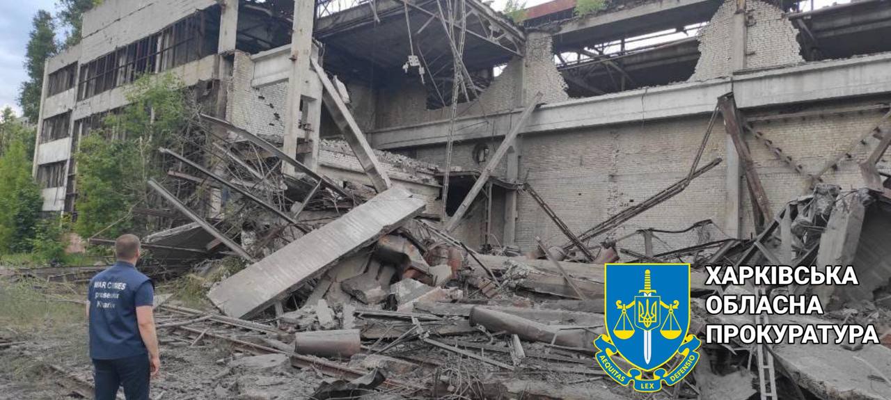 Войска РФ нанесли ракетный удар по предприятию в Харькове: фото последствий