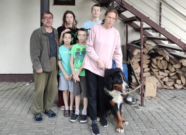Обстрелы и допрос в подвале: как жила семья директора харьковского телеканала в оккупации